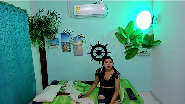 eladyrous98 online show from September 24, 1:03 pm