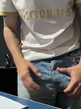 Snapshot of Purplex420 chatting on November 1, 12:07 pm Purplex420 online show from November 1, 12:07 pm