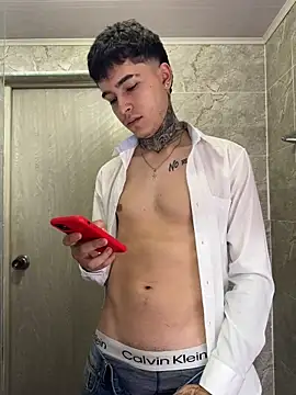 Snapshot of samm4044 chatting on September 26, 8:57 pm samm4044 online show from September 26, 8:57 pm