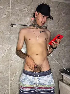 Snapshot of samm4044 chatting on October 23, 3:06 am samm4044 online show from October 23, 3:06 am