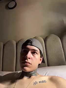 samm4044 online show from March 12, 3:51 pm