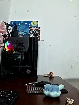 channell0 online show from October 19, 5:52 am