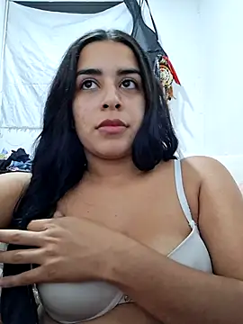 Snapshot of channell0 chatting on August 2, 4:44 am channell0 online show from August 2, 4:44 am