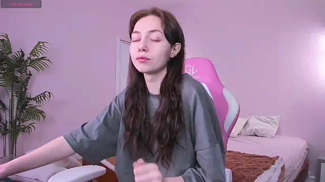 Skelerata online show from October 13, 1:05 am