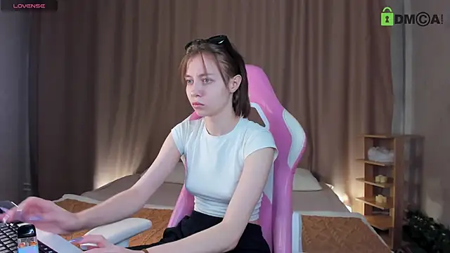 Skelerata online show from December 19, 1:01 am