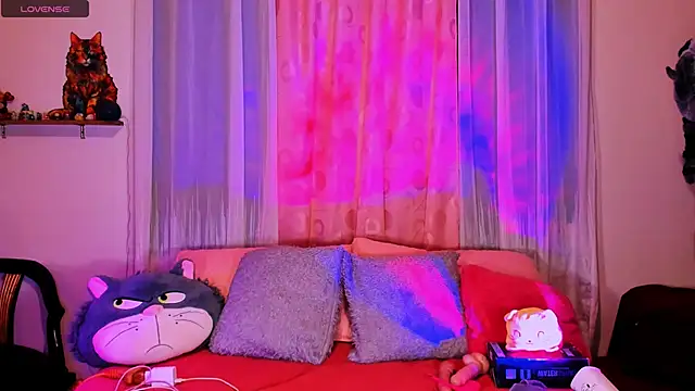 Snapshot of Rosie_Good_girl chatting on September 15, 1:05 am Rosie Good girl online show from September 15, 1:05 am