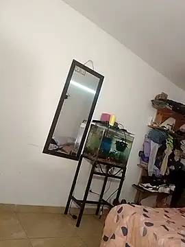 Snapshot of beautiful_taty chatting on November 24, 4:01 am beautiful taty online show from November 24, 4:01 am