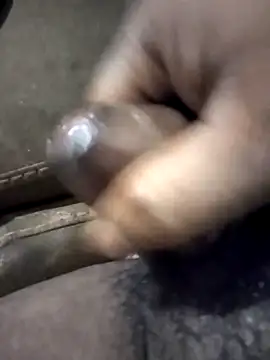 Curvy Pounder online show from October 22, 12:00 am