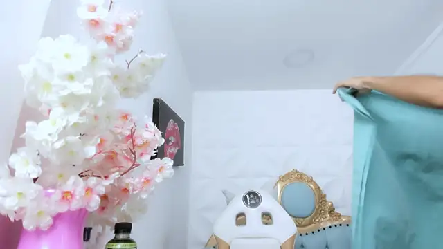 Snapshot of eimy_skinny_ chatting on October 29, 6:53 pm eimy skinny  online show from October 29, 6:53 pm