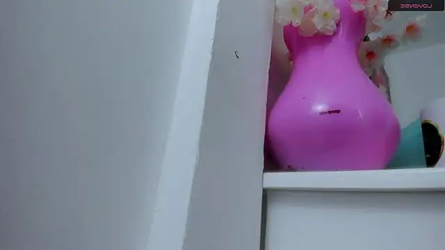 Snapshot of eimy_skinny_ chatting on October 30, 7:03 pm eimy skinny  online show from October 30, 7:03 pm