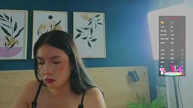 SarahMiler  online show from October 2, 12:23 pm