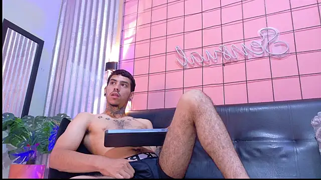 jharol cardonaa online show from November 9, 1:31 pm