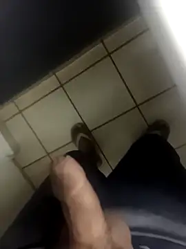 Leofj007 online show from April 28, 11:43 pm