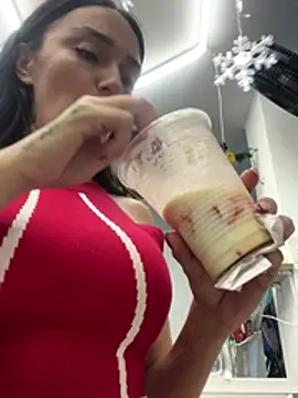 Snapshot of swmilena_hot_ chatting on November 21, 10:08 pm swmilena hot online show from November 21, 10:08 pm