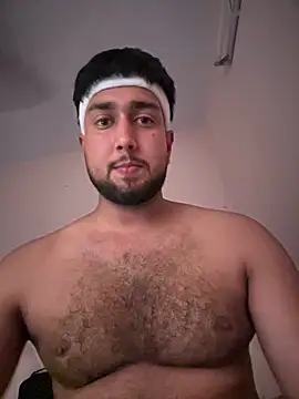 Snapshot of aka_big chatting on November 4, 6:12 am aka big online show from November 4, 6:12 am