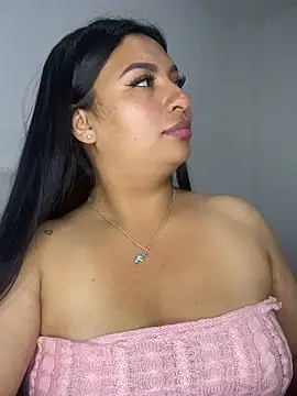 Issa Santana online show from April 26, 8:06 pm