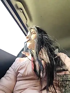 Snapshot of SweetMelodyZ chatting on November 6, 7:09 am SweetMelodyZ online show from November 6, 7:09 am