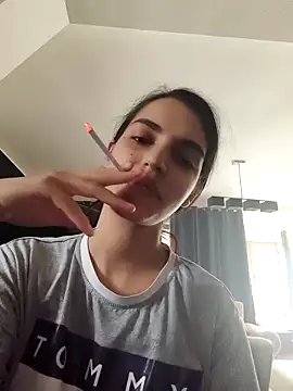 Snapshot of SweetMelodyZ chatting on November 17, 10:32 am SweetMelodyZ online show from November 17, 10:32 am