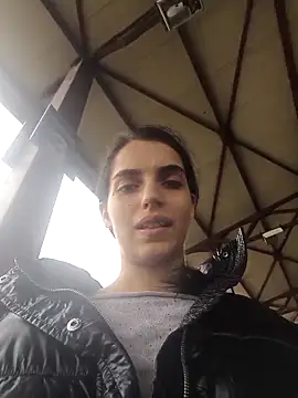 Snapshot of SweetMelodyZ chatting on November 23, 8:14 am SweetMelodyZ online show from November 23, 8:14 am