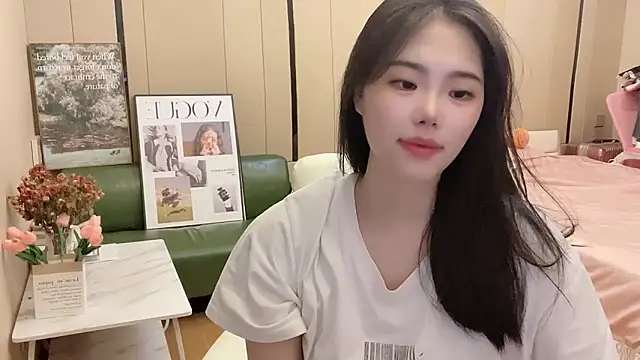 suki-1 online show from September 21, 8:27 am