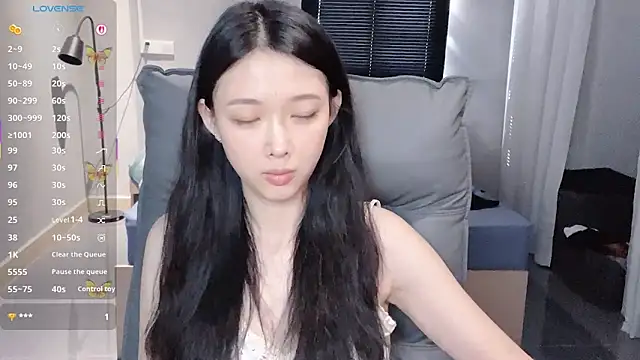 NiNi-baby520 online show from October 4, 7:17 am