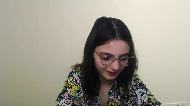 Sun Shine   online show from April 7, 9:37 pm