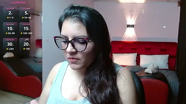 Snapshot of Sahamara_07 chatting on October 2, 7:43 pm Sahamara 07 online show from October 2, 7:43 pm