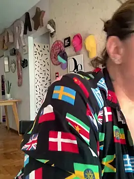 LupeLok online show from October 21, 4:30 pm