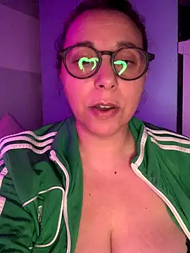 LupeLok online show from November 8, 4:34 am