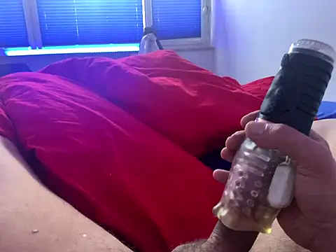 JakobPeralta74 online show from December 2, 8:41 am