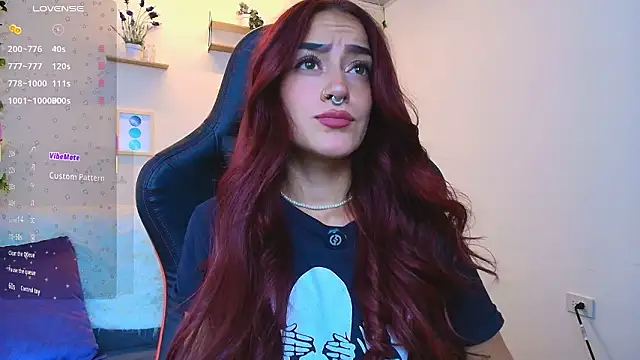 ViolethRosse online show from February 25, 12:31 am