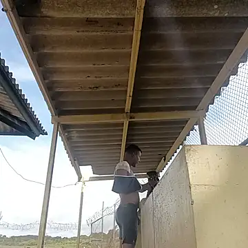 arnal32 online show from November 11, 1:33 pm