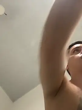 leosexboy  online show from March 10, 2:44 pm