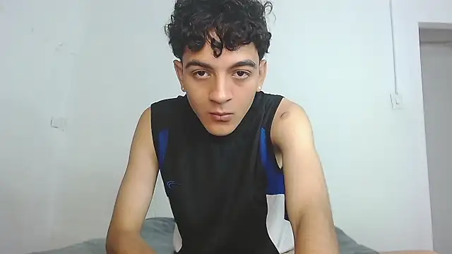 Snapshot of Sam_Cute3 chatting on September 25, 10:02 pm Sam Cute3 online show from September 25, 10:02 pm