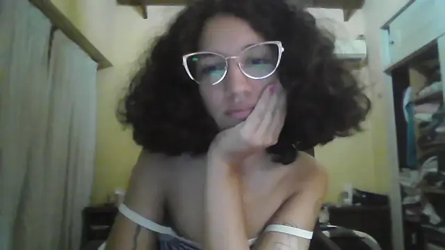 loliporomero online show from February 4, 12:16 am