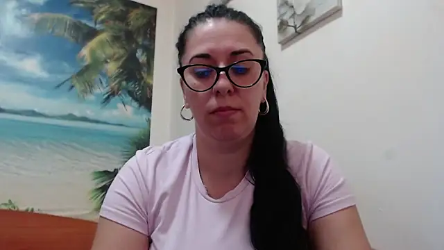 jollene online show from October 12, 1:43 pm