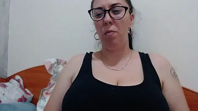 Snapshot of jollene chatting on June 13, 12:36 pm jollene online show from June 13, 12:36 pm