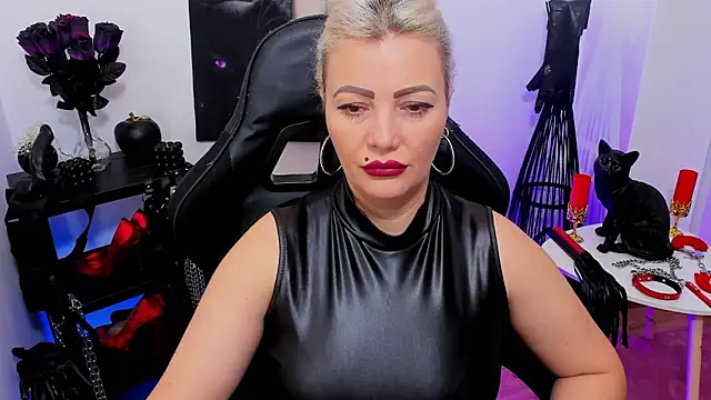 Snapshot of demisweet chatting on February 10, 11:46 am demisweet online show from February 10, 11:46 am