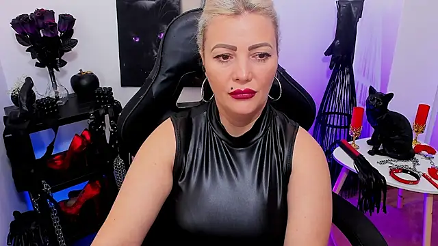 Snapshot of demisweet chatting on February 10, 2:48 pm demisweet online show from February 10, 2:48 pm