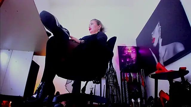 Snapshot of demisweet chatting on November 17, 9:31 pm demisweet online show from November 17, 9:31 pm