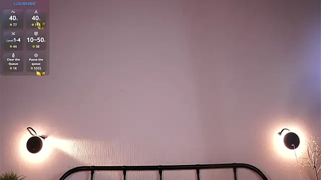 MoiraEger online show from April 4, 4:04 pm