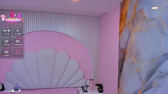 hinata dolly online show from January 16, 11:25 am