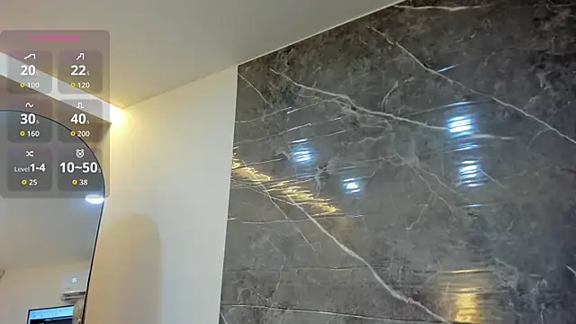 hinata dolly online show from April 14, 12:00 pm