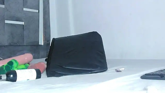 Snapshot of anna_sex_m chatting on September 23, 11:24 am anna sex m online show from September 23, 11:24 am