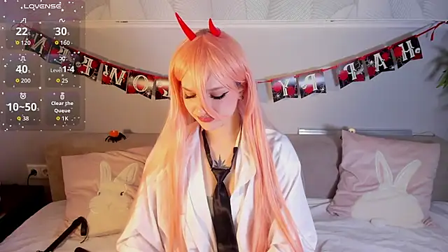 Molly Platt online show from October 30, 9:22 am