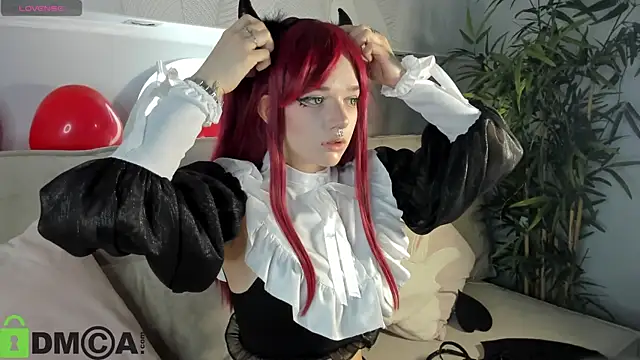 Molly Platt online show from February 12, 9:26 am