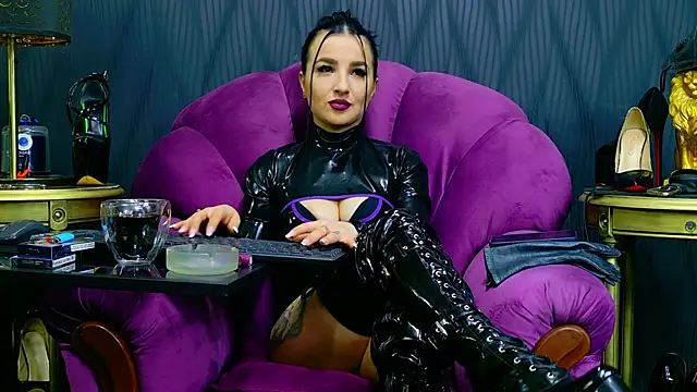 VivianReeve online show from March 29, 7:52 am