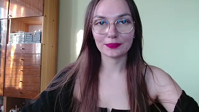 LooveELLYx online show from February 10, 2:26 pm