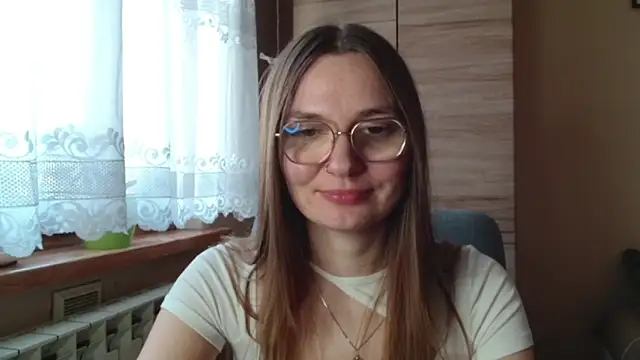 LooveELLYx online show from October 30, 2:40 pm