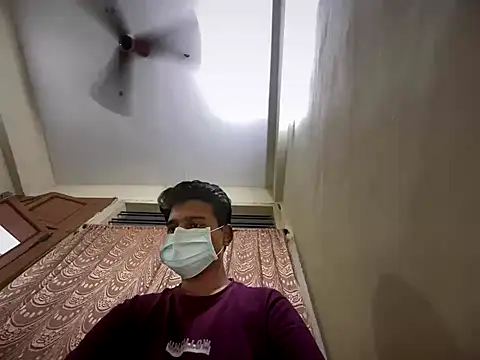 Snapshot of Ali_1302 chatting on October 26, 3:29 pm Ali 1302 online show from October 26, 3:29 pm